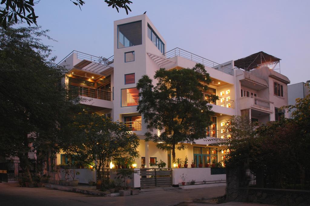 B Nineteen Nova Deli Exterior foto